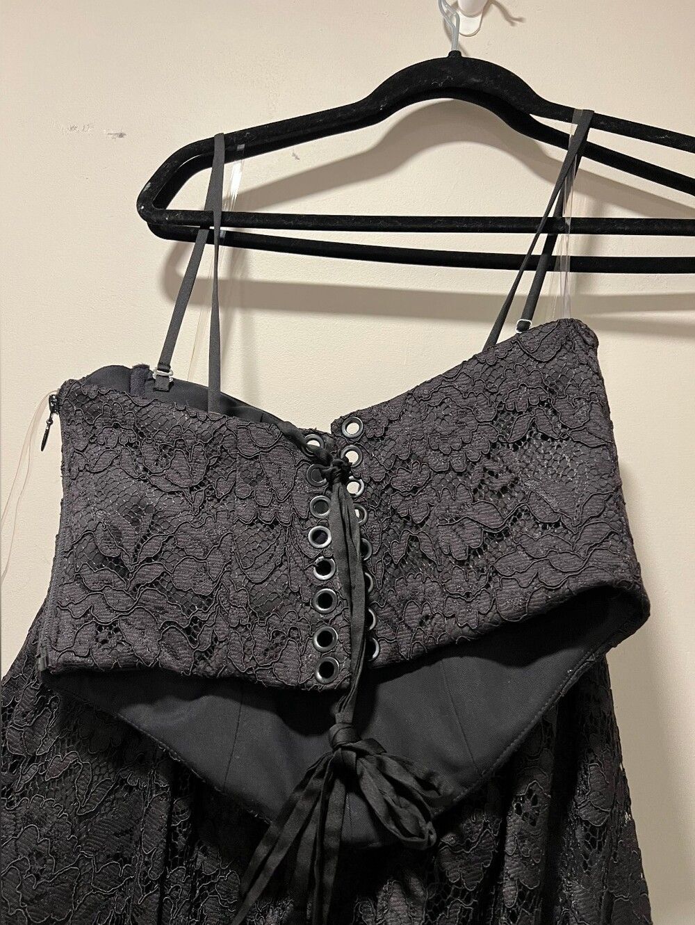 House of CB Duchess black lace corset, skirt and bolero midi dress Size Large - Picture 11 of 13